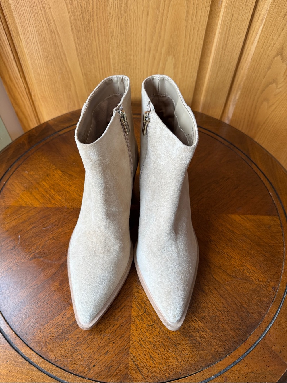 Vince Camuto Rinvalla Taupe Suede Pointed Toe Ankle Boots 7.5